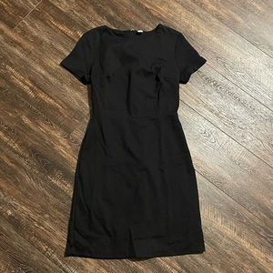 Old Navy Solid Black Short Sleeved Dress / Sz XS